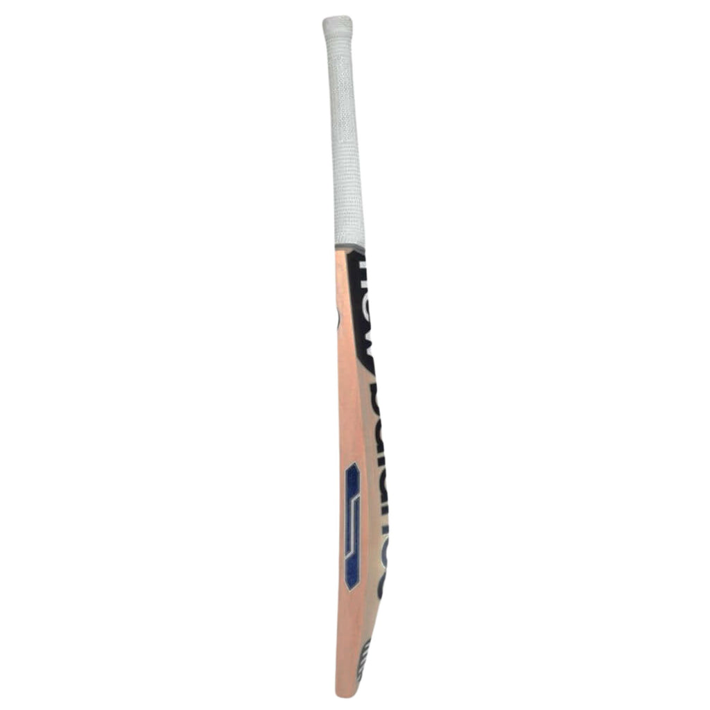 New Balance DC800i Pro Cricket Bat – Short Handle (SH)