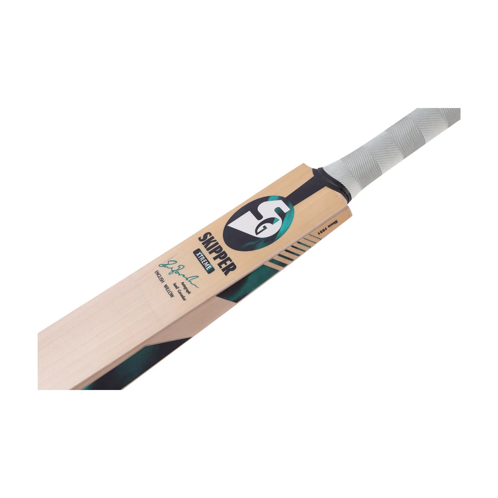 SG Skipper Extreme Cricket Bat – Short Handle (SH)
